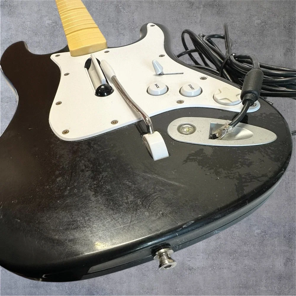 Fender Stratocaster Guitar Controller Xbox 360 Black Wired Harmonix-As Is